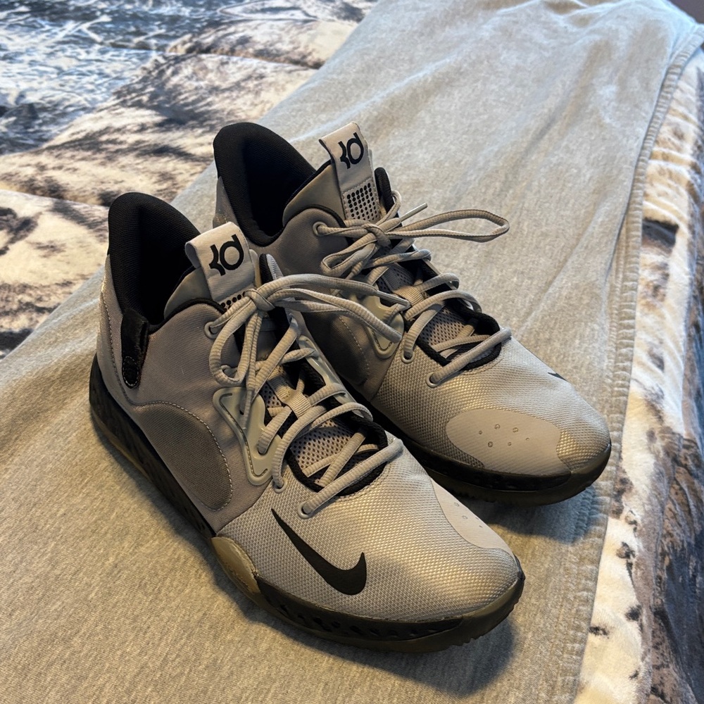 Nike KD Men's Black and Gray Athletic Shoes